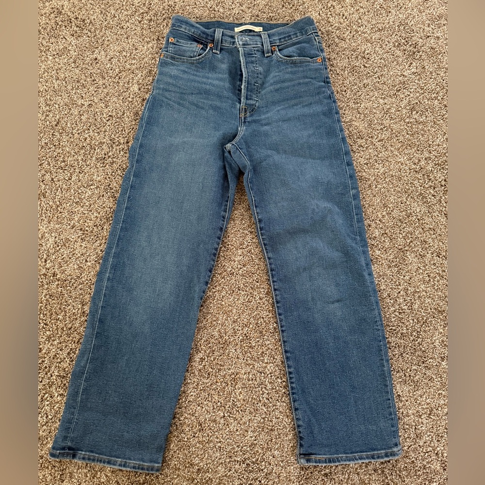 Levi’s Ribcage Straight Ankle Jeans